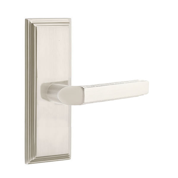 Emtek Milano Lever with Wilshire Sideplate