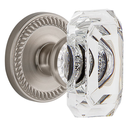 Grandeur Newport Rosette with Baguette Clear Knob