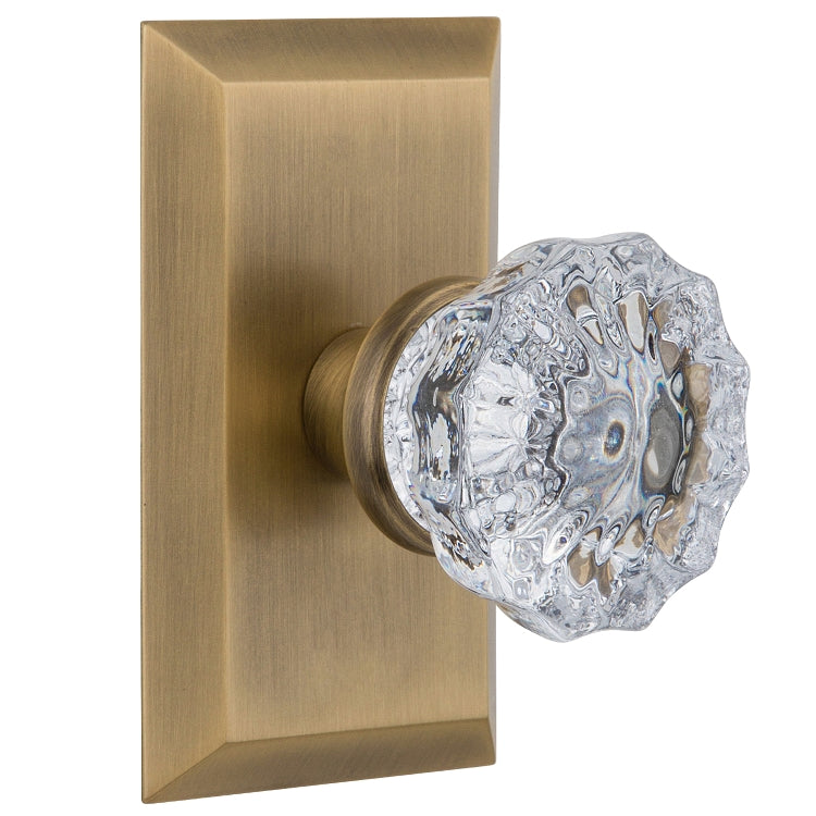 Nostalgic Warehouse Studio Plate with Crystal Knob - Antique brass